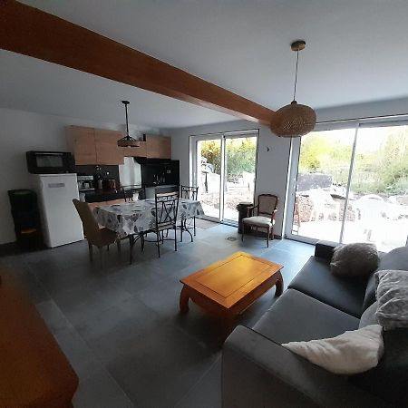 Appartement Sur Jardin Au Calme A Pernes 1 Chambre Bagian luar foto