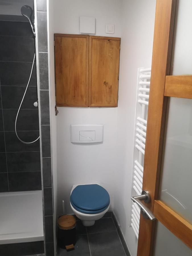 Appartement Sur Jardin Au Calme A Pernes 1 Chambre Bagian luar foto